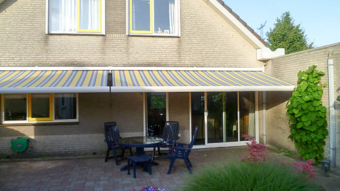 Rolluiken en zonwering - Timmerbedrijf Hak